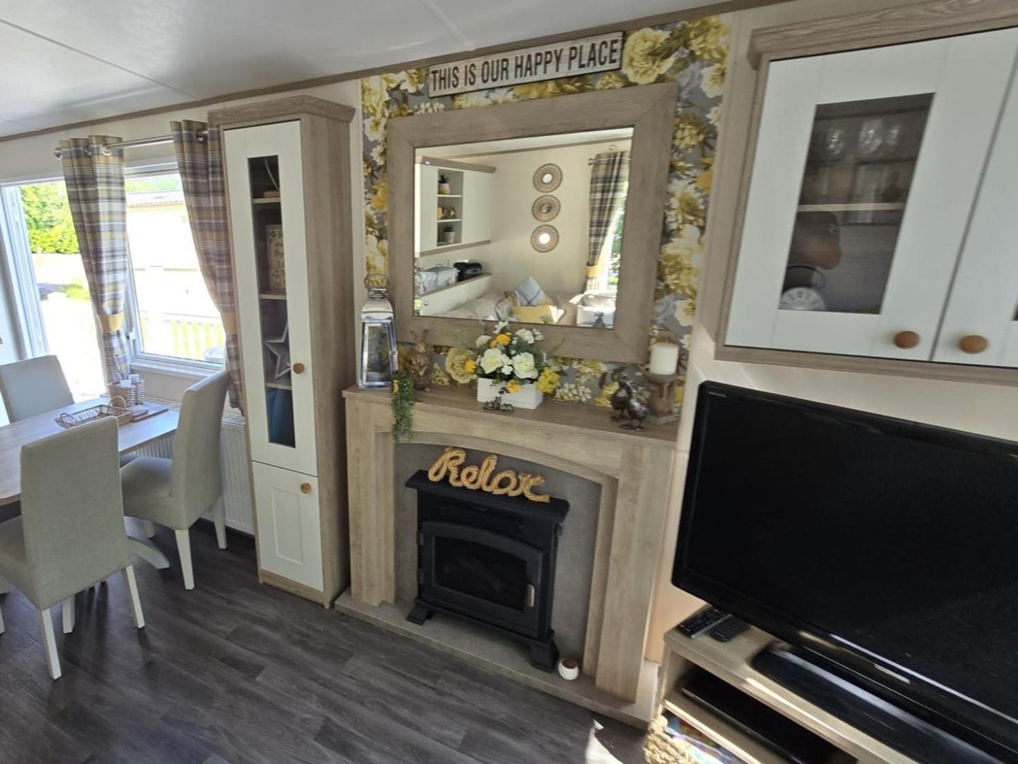 Luxury Lakeside Caravan With Hottub And Private Fishing Peg, Tattershall Lakes Kültér fotó