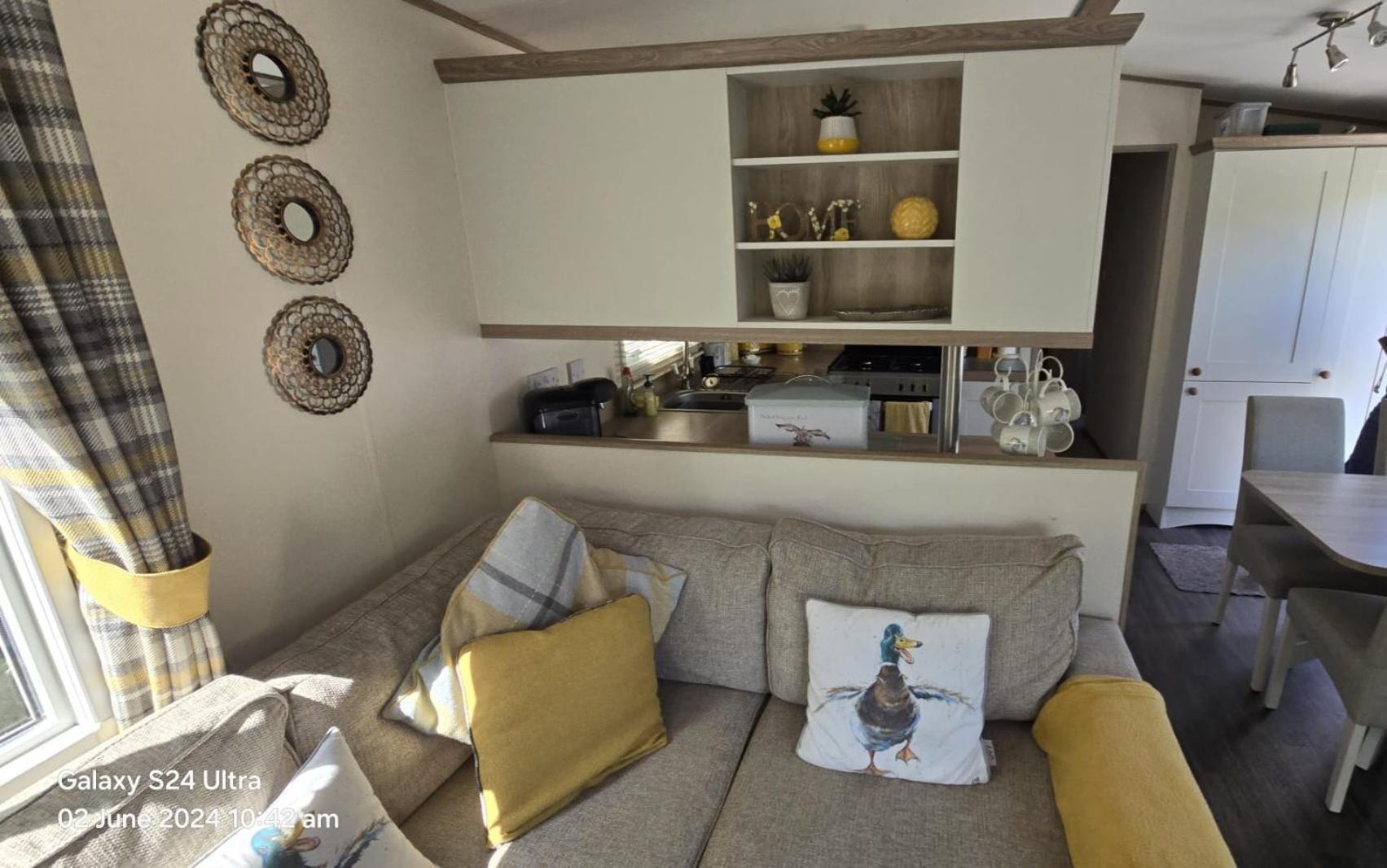Luxury Lakeside Caravan With Hottub And Private Fishing Peg, Tattershall Lakes Kültér fotó